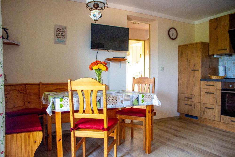 Wagnerhof Villa Kirchanschoring ภายนอก รูปภาพ